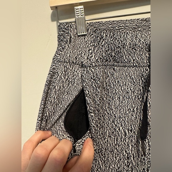 Lululemon Ready To Rulu Pant Size 4 - Picture 7 of 15